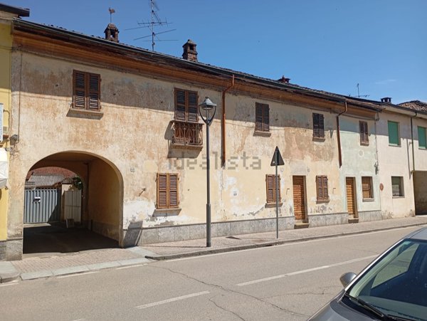 casa indipendente in vendita a Villata