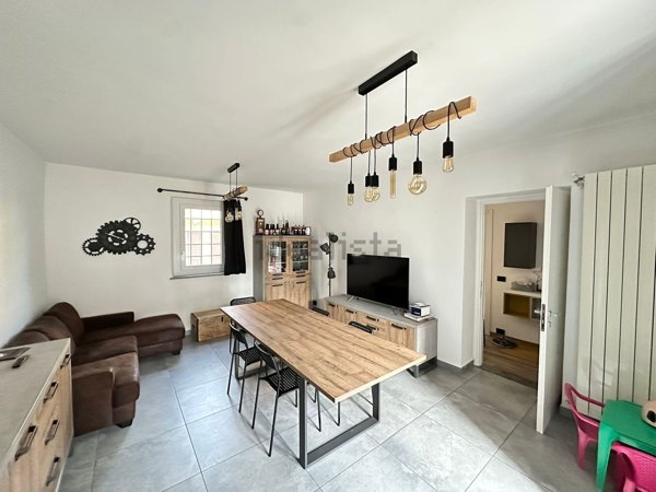 casa indipendente in vendita a Villata