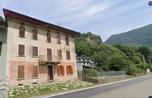 casa indipendente in vendita a Vocca