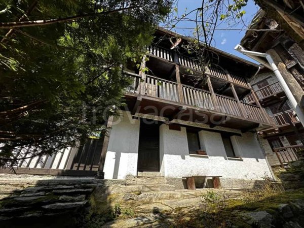casa indipendente in vendita ad Alto Sermenza