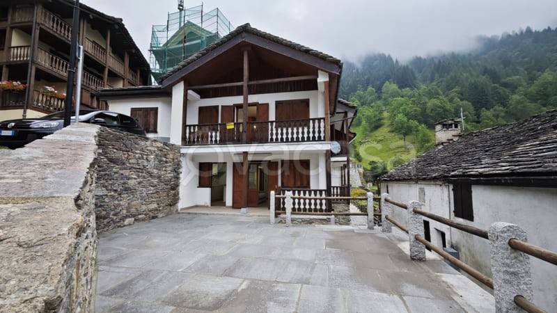 casa indipendente in vendita ad Alto Sermenza