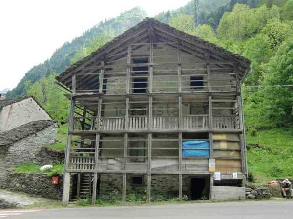 casa indipendente in vendita ad Alto Sermenza