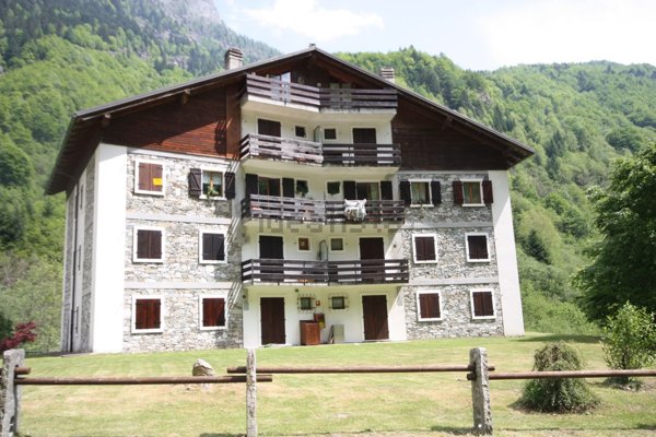 appartamento in vendita ad Alto Sermenza in zona Rimasco