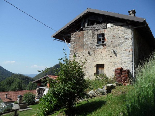 casa indipendente in vendita a Cellio con Breia