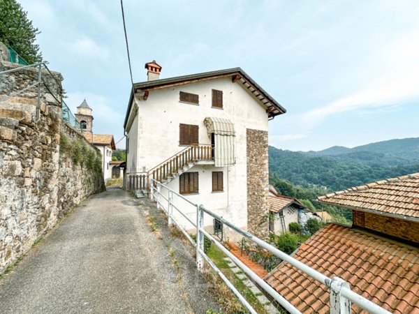 casa indipendente in vendita a Cellio con Breia in zona Merlera