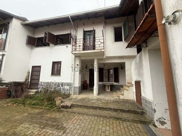 casa indipendente in vendita a Cellio con Breia in zona Fronto