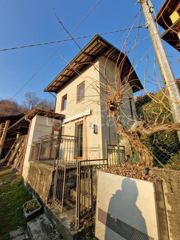 casa indipendente in vendita a Cellio con Breia in zona Cellio