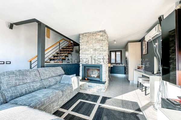 casa semindipendente in vendita a Cellio con Breia in zona Carega