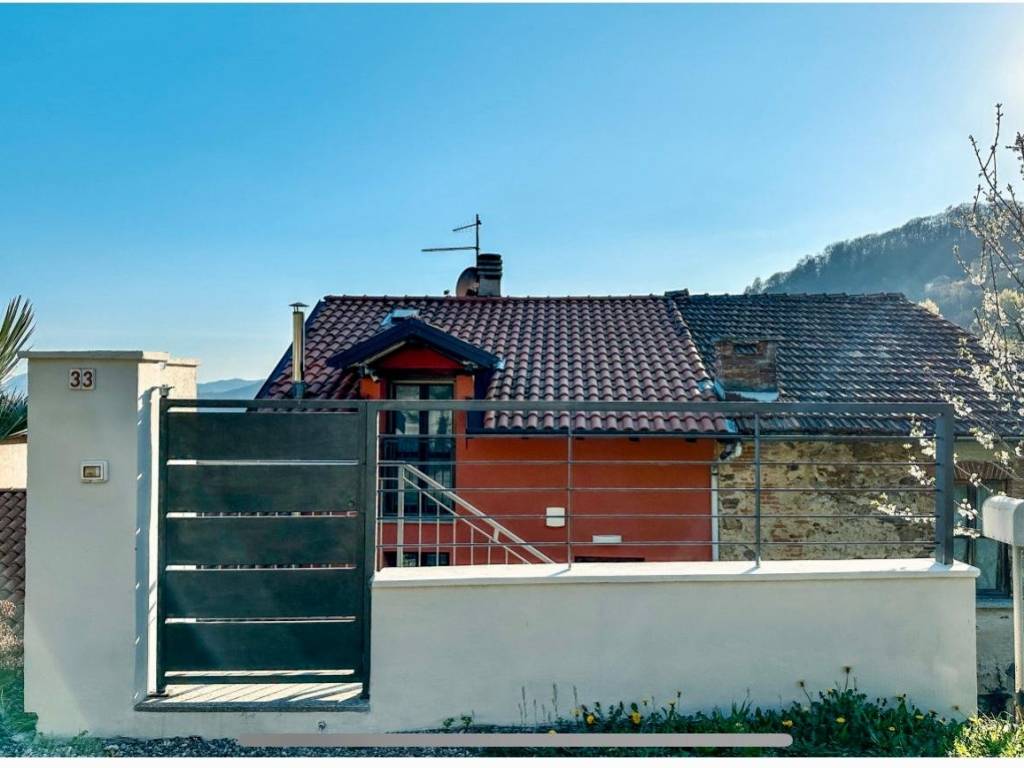 casa indipendente in vendita a Cellio con Breia in zona Carega