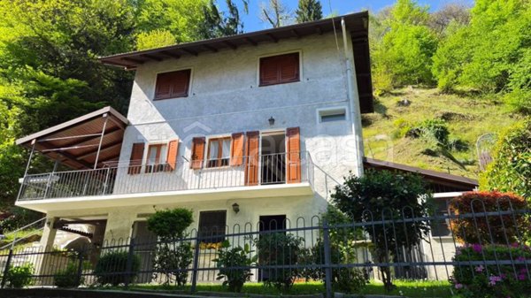 casa indipendente in vendita a Cellio con Breia in zona Breia