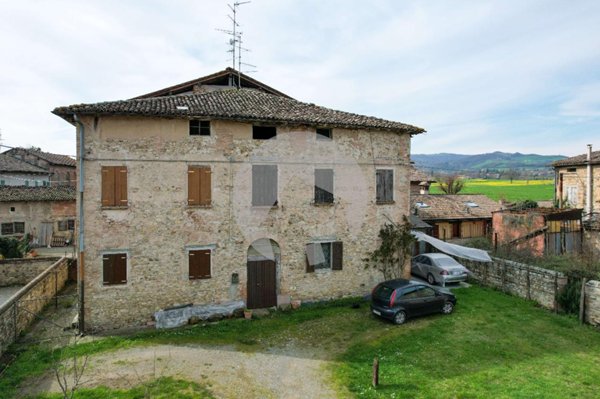 appartamento in vendita ad Albinea in zona Borzano