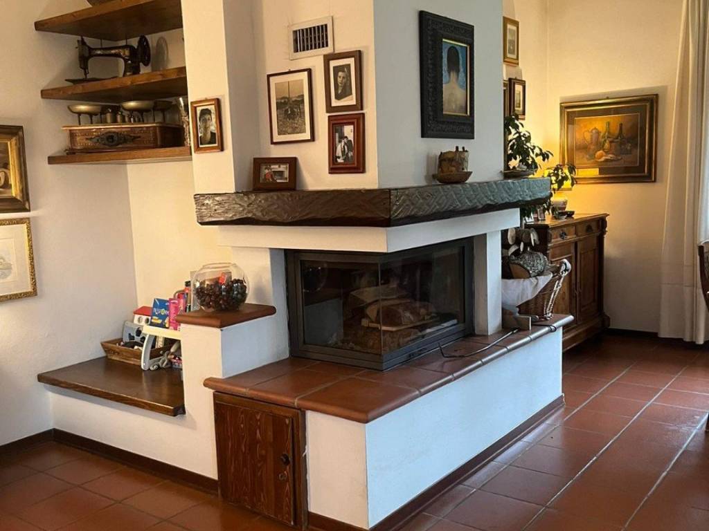 casa indipendente in vendita ad Albinea in zona Borzano