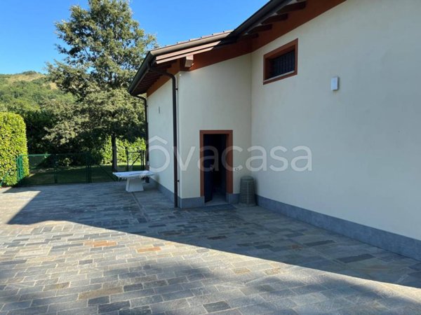 casa indipendente in vendita ad Albinea in zona Borzano