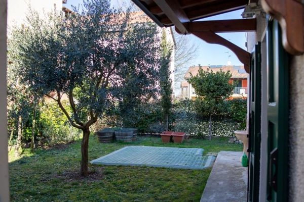 casa indipendente in vendita ad Albinea