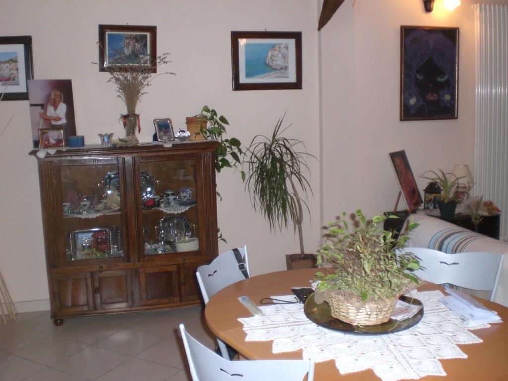 appartamento in vendita ad Albinea in zona Borzano