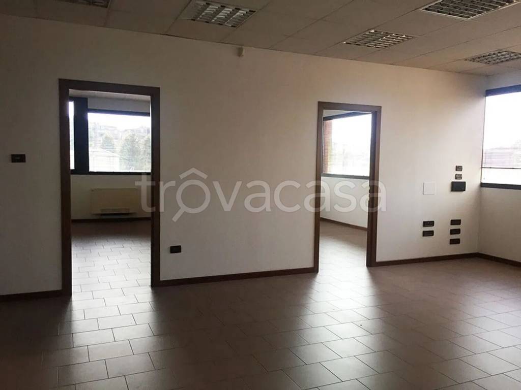 ufficio in vendita ad Albinea