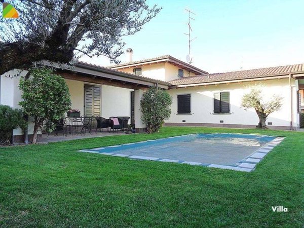 casa indipendente in vendita ad Albinea in zona Borzano