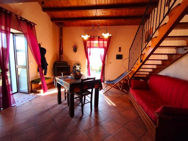 casa indipendente in vendita ad Albinea in zona San Giacomo