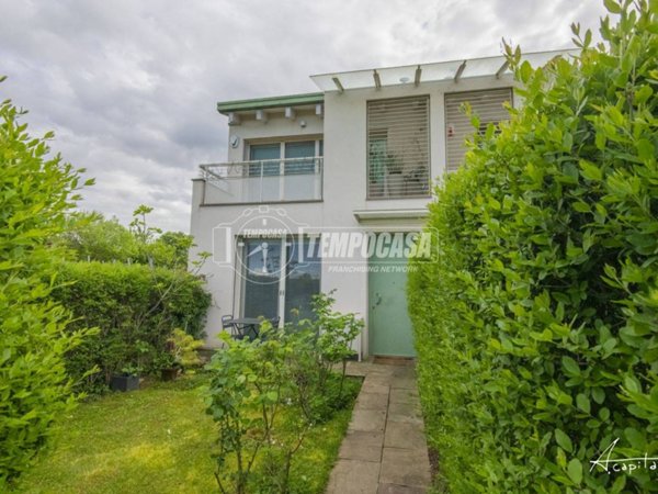 casa indipendente in vendita ad Albinea