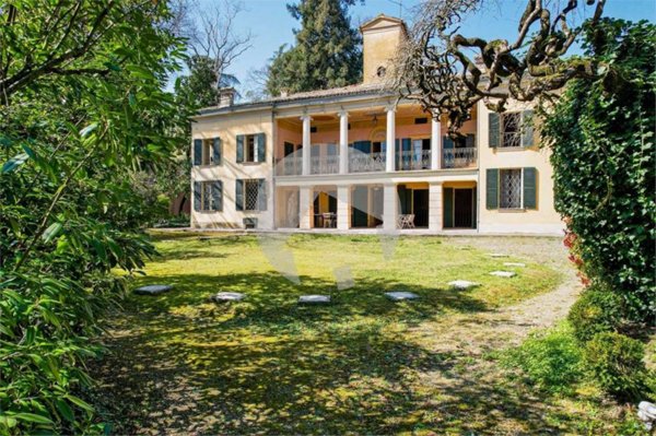 casa indipendente in vendita ad Albinea