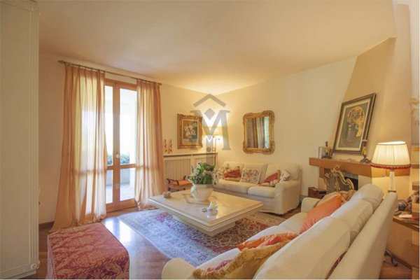 casa indipendente in vendita ad Albinea in zona Montericco