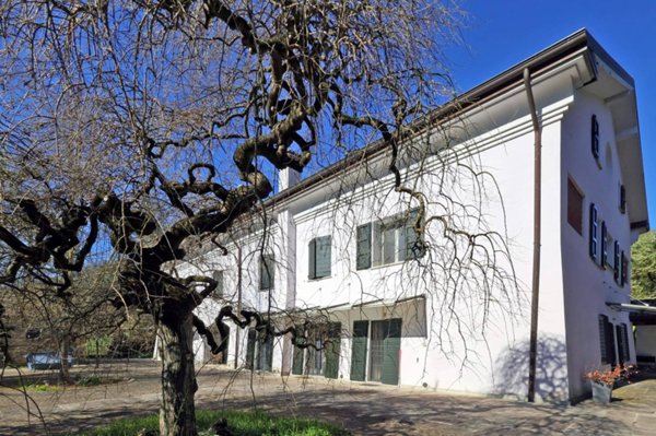 appartamento in vendita ad Albinea in zona Borzano