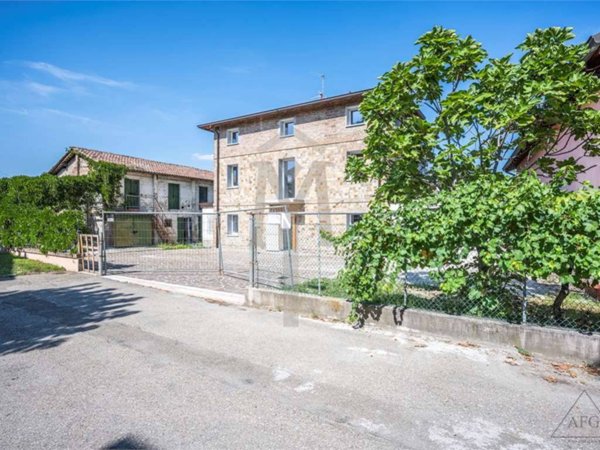 casa indipendente in vendita ad Albinea in zona Borzano