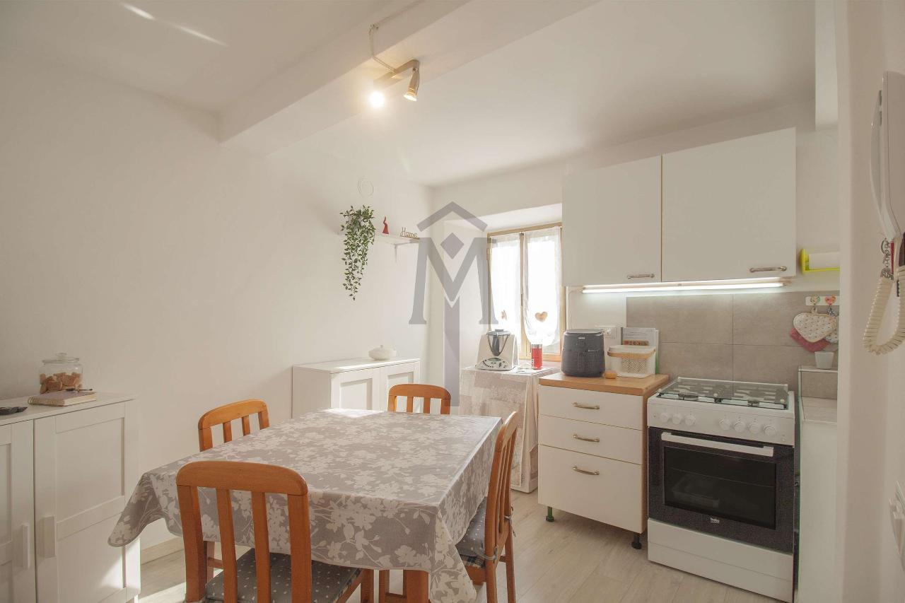 appartamento in vendita ad Albinea in zona Borzano