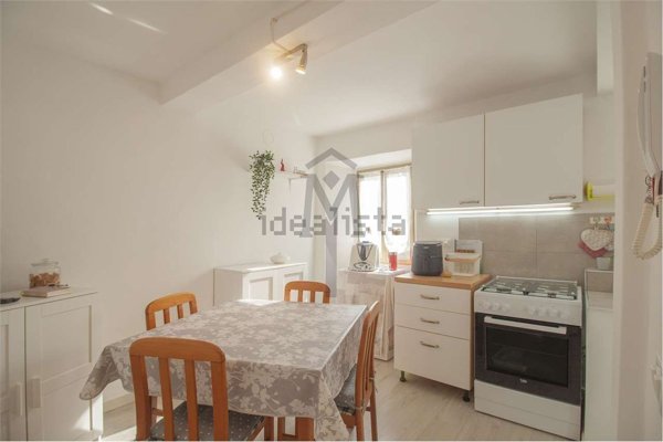 appartamento in vendita ad Albinea in zona Borzano