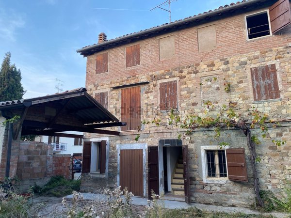 appartamento in vendita ad Albinea in zona Borzano