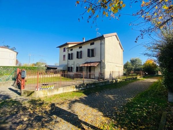casa semindipendente in vendita ad Albinea