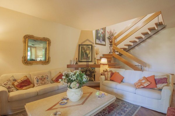 casa indipendente in vendita ad Albinea in zona Montericco