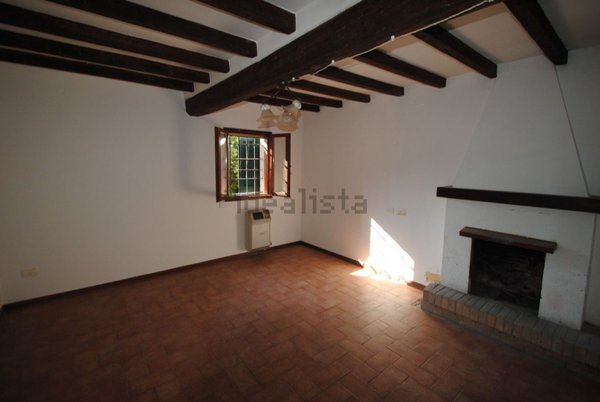 casa indipendente in vendita ad Albinea in zona Montericco