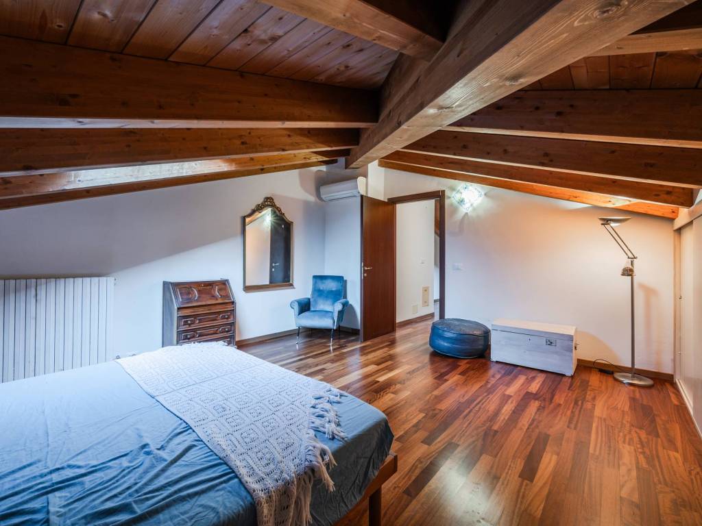 appartamento in vendita ad Albinea in zona Borzano