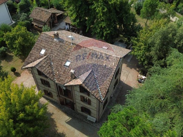 casa indipendente in vendita ad Albinea