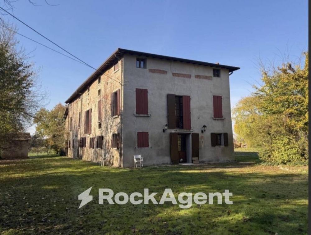 casa indipendente in vendita ad Albinea