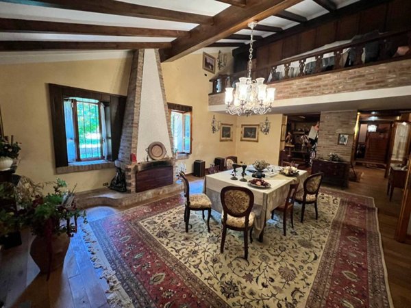 casa indipendente in vendita ad Albinea in zona Borzano