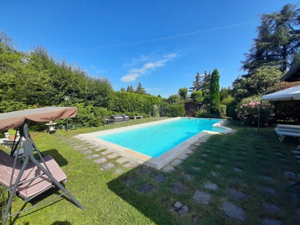 casa indipendente in vendita ad Albinea in zona Borzano