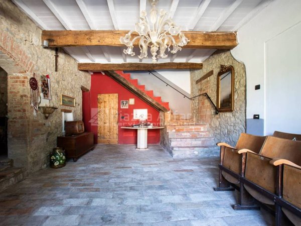 casa indipendente in vendita ad Albinea in zona Fondo Oca