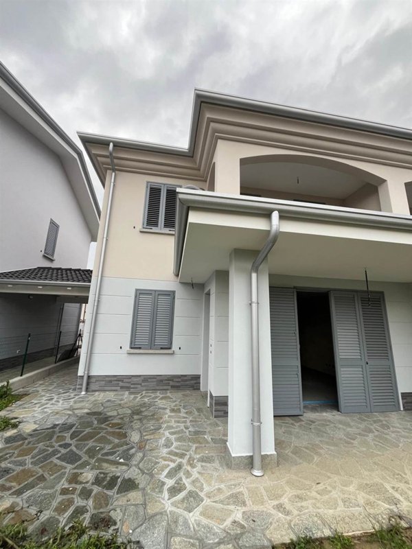 casa indipendente in vendita ad Albinea