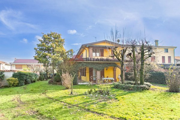 appartamento in vendita ad Albinea in zona San Giacomo