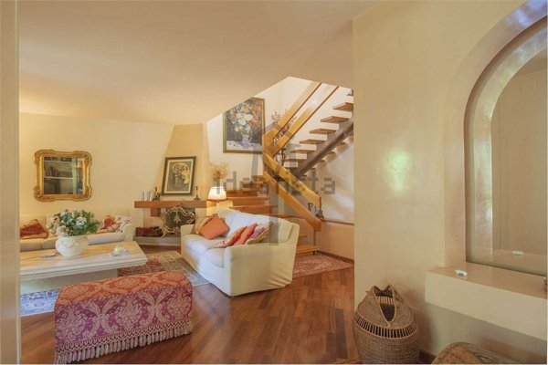 casa indipendente in vendita ad Albinea in zona Montericco