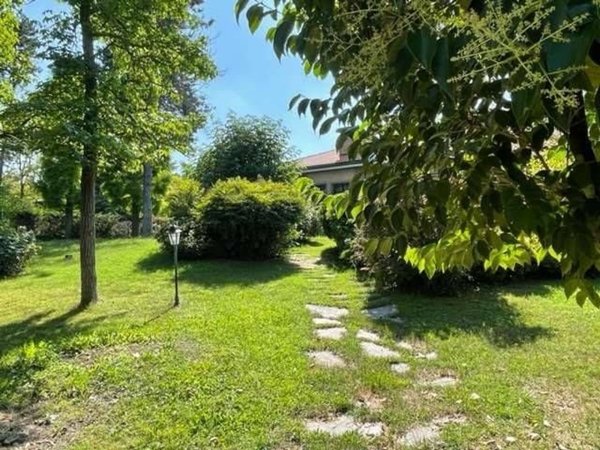 casa indipendente in vendita ad Albinea