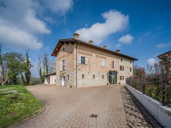 casa indipendente in vendita ad Albinea