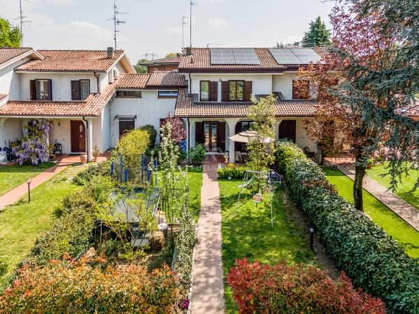 casa indipendente in vendita ad Albinea