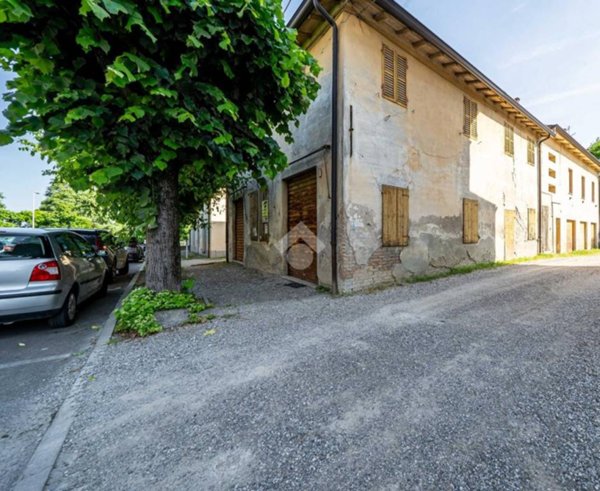 casa indipendente in vendita ad Albinea in zona Montericco