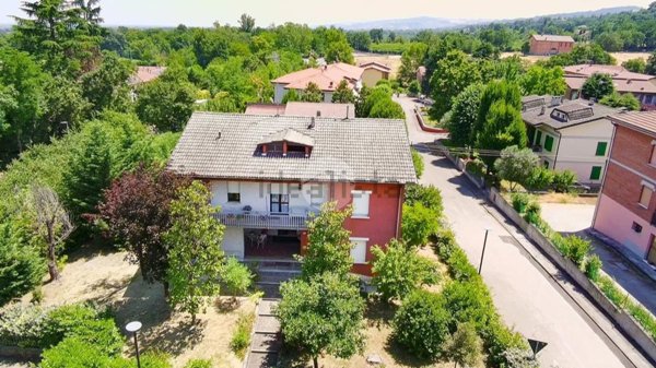 appartamento in vendita ad Albinea in zona Montericco