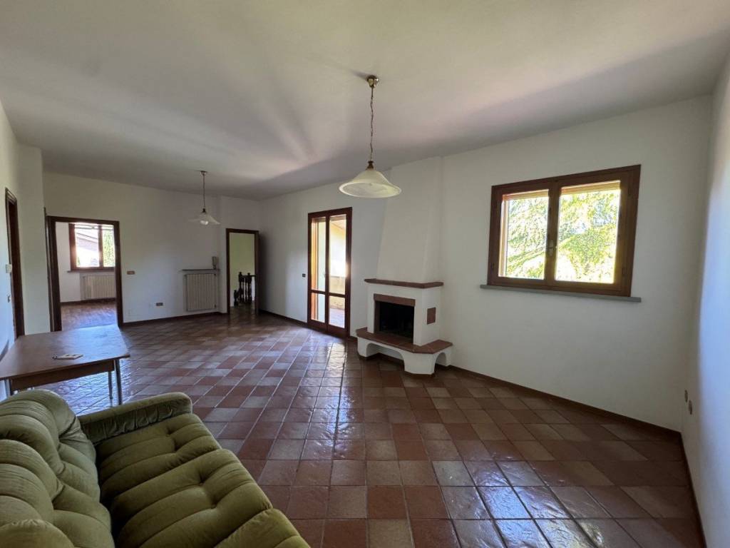 casa indipendente in vendita ad Albinea in zona Fondo Oca