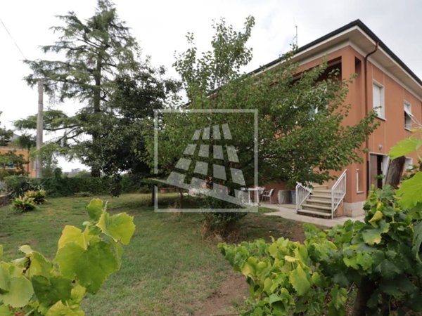 casa indipendente in vendita ad Albinea in zona Fondo Oca