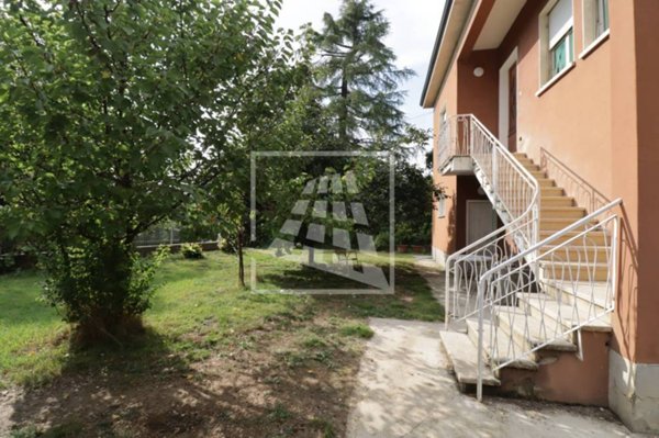 casa indipendente in vendita ad Albinea in zona Fondo Oca